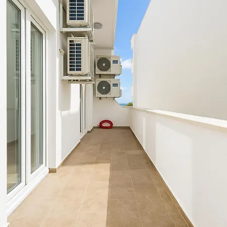 2br Modern G2 Apartment Gzira